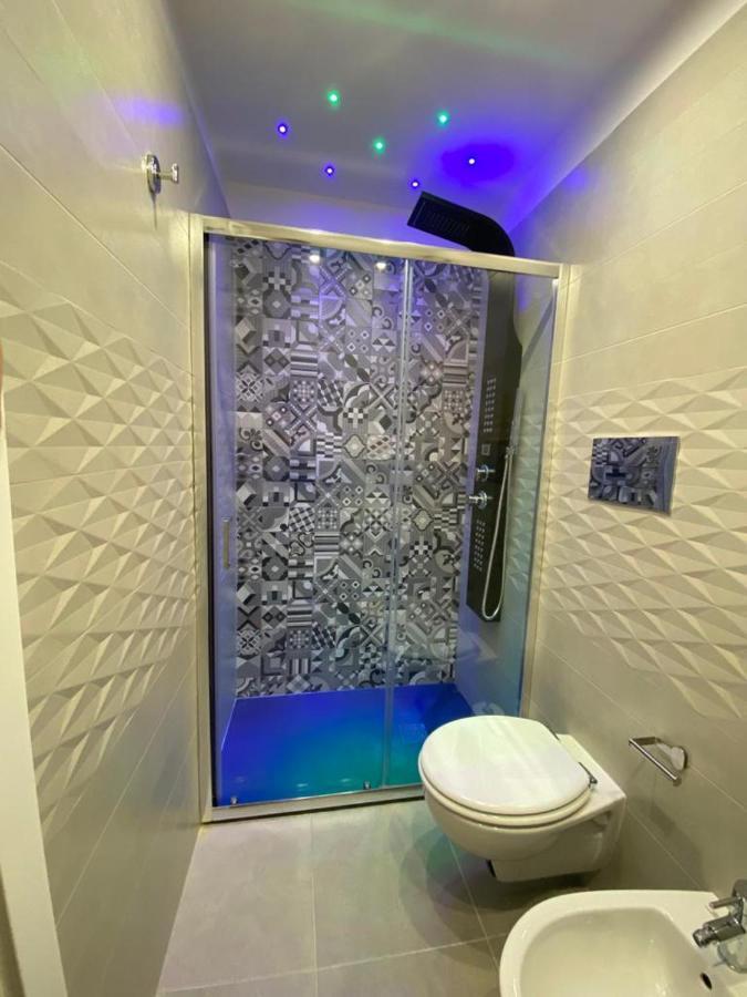 Domus Leone Tre Panzió Nápoly Kültér fotó